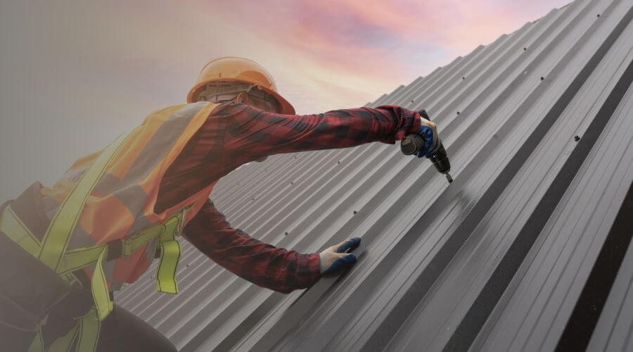 Professional gutter cleaning in Rantoul, IL